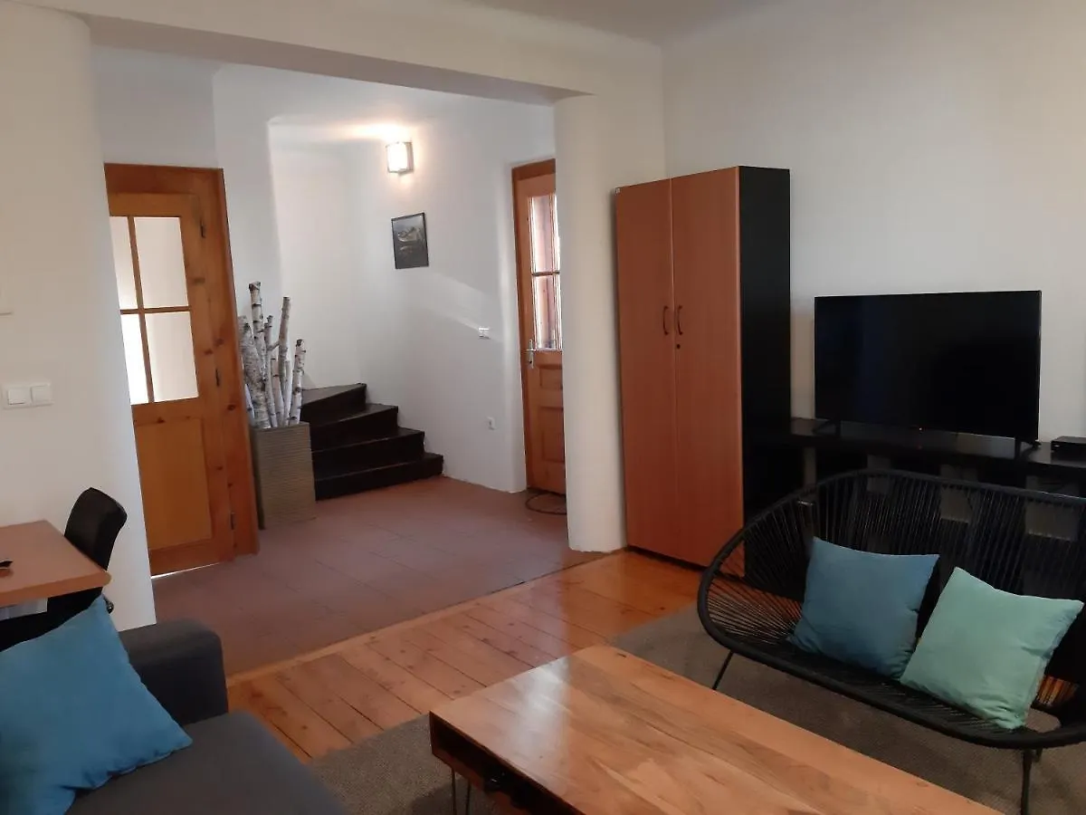 Triglav Apartment House Kranj Ferienhaus